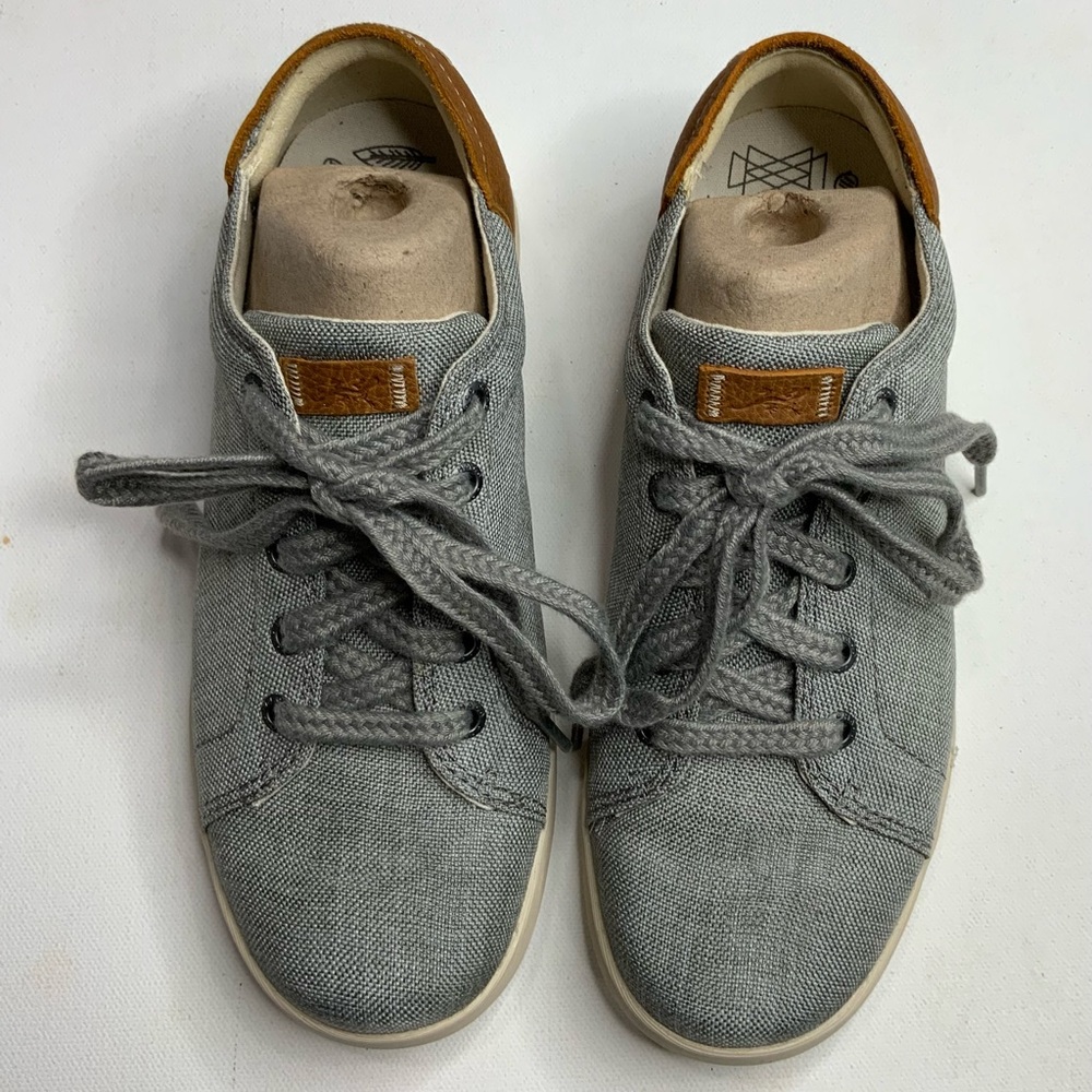 Chaco Gray Canvas Casual Sneakers with‎ Tan Heel Accents